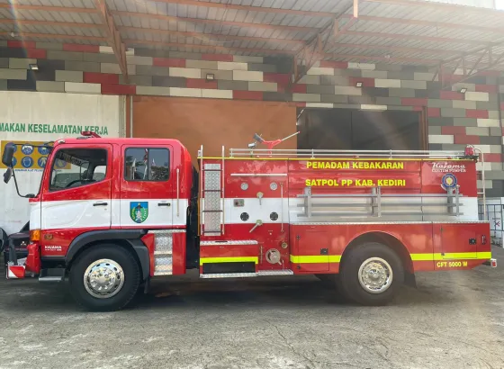 FIRE TRUCK FT 5.000 W DOUBLE CABIN  3 ~blog/2022/8/22/whatsapp_image_2022_04_13_at_9_04_33_am