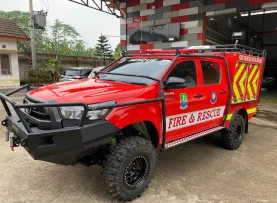 RESCUE JEEP  DOUBLE CABIN