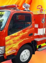 FIRE TRUCK CUSTOM PUMPER 