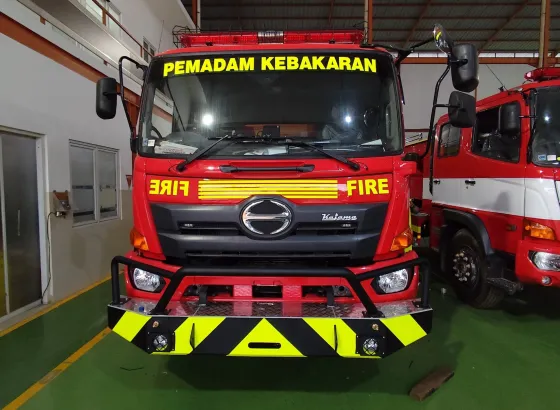 FIRE TRUCK FIRE TRUCK DOUBLE CABIN - TWIN AGENT 10.000  W + 1.000 F 3 ~blog/2024/10/10/whatsapp_image_2024_07_10_at_09_30_54