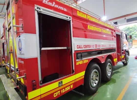FIRE TRUCK FIRE TRUCK DOUBLE CABIN - TWIN AGENT 10.000  W + 1.000 F 2 ~blog/2024/10/10/whatsapp_image_2024_07_10_at_09_30_54_2